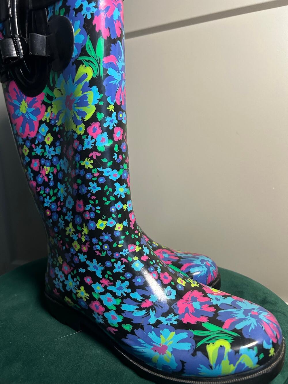 Capelli New York Floral Rain Boots Womens 8 Black Multicolor Tall Buckle